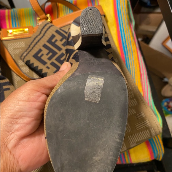 COPY - Fendi Boots on sale now/free gifts - Picture 3 of 11